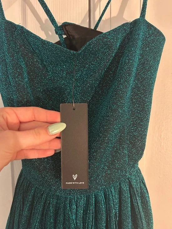 NWT lulus short green glittery dress - Picture 3 of 4